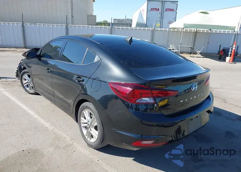 2019 Hyundai Elantra Sel z USA, uszkodzony, nr VIN 5NPD84LF5KH413281